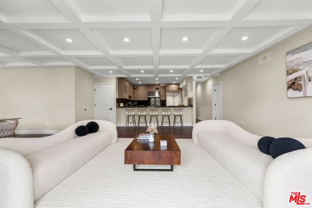 1825 Pandora Avenue PH 404, Los Angeles, CA 90025