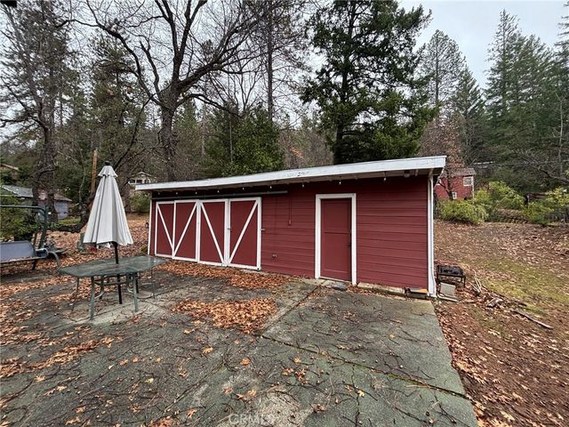 10728 Fishery Springs Road, Loch Lomond, CA 95461