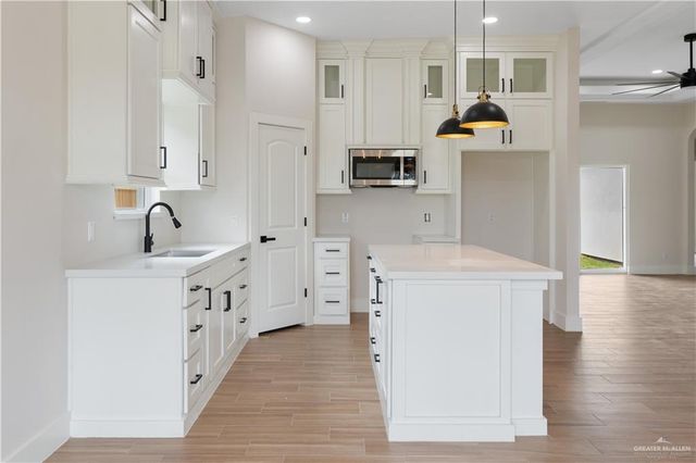 431 Serg Loop, Alamo, TX 78516