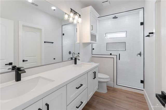 431 Serg Loop, Alamo, TX 78516