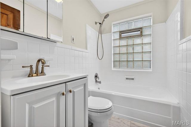 520 Ruthland Drive, St Louis, MO 63125