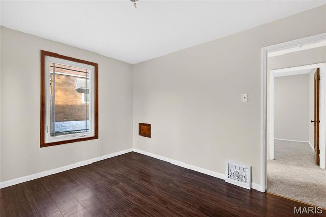 520 Ruthland Drive, St Louis, MO 63125