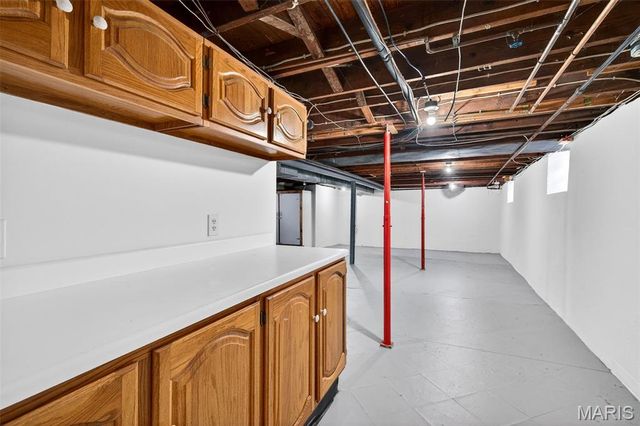 520 Ruthland Drive, St Louis, MO 63125