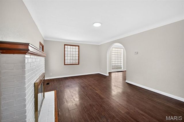 520 Ruthland Drive, St Louis, MO 63125