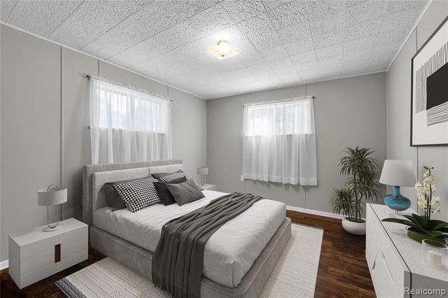 3216 Maplewood Avenue, Royal Oak, MI 48073