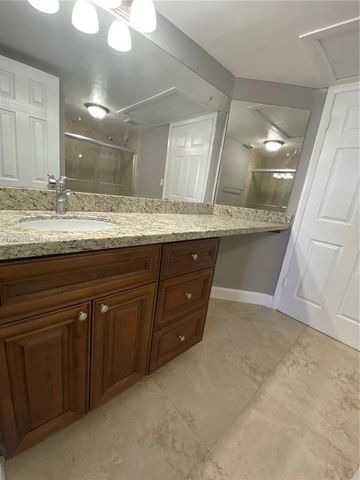 2820 N Oakland Forest Dr 307, Oakland Park, FL 33309