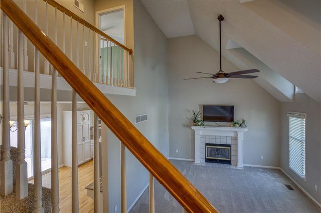 8701 N Winan Avenue, Kansas City, MO 64153