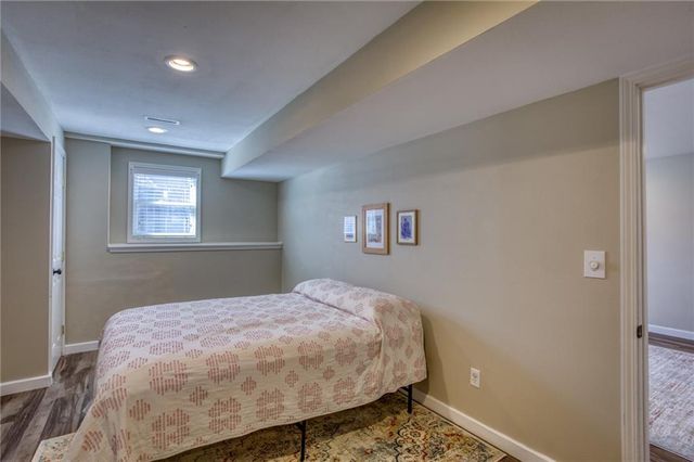 8701 N Winan Avenue, Kansas City, MO 64153