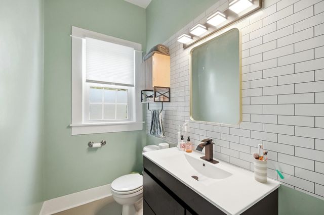 702 E Franklin Street 702 E Franklin Street, Troy, OH 45373