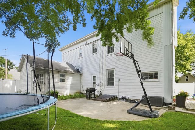 702 E Franklin Street 702 E Franklin Street, Troy, OH 45373