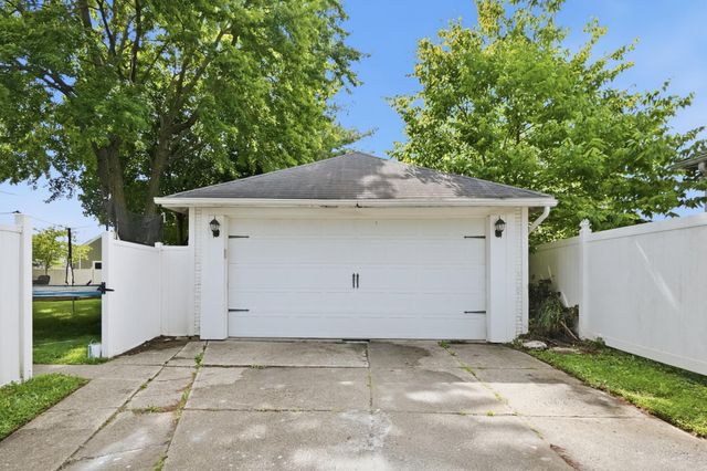 702 E Franklin Street 702 E Franklin Street, Troy, OH 45373