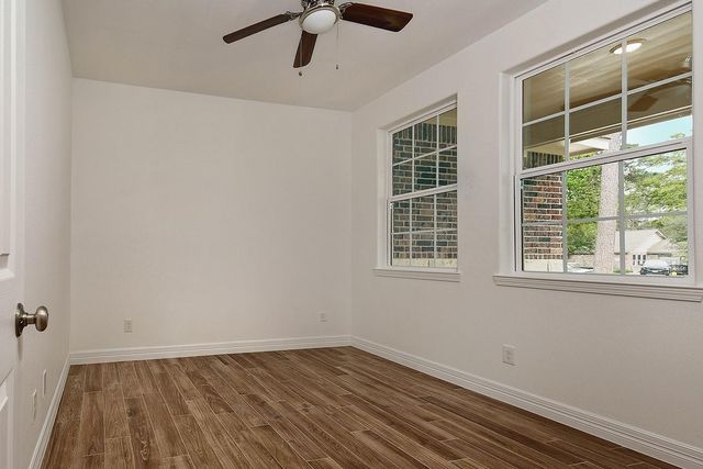 914 Box Elder Drive, Magnolia, TX 77354