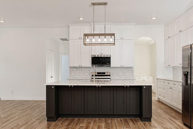 914 Box Elder Drive, Magnolia, TX 77354