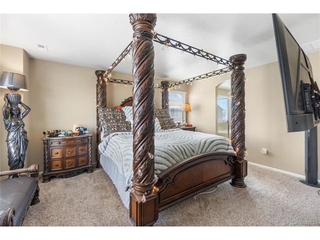 6271 N Genoa St, Aurora, CO 80019