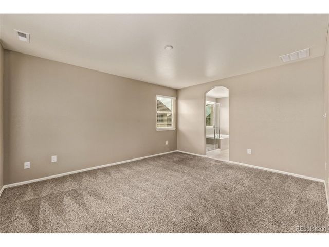 6271 N Genoa St, Aurora, CO 80019