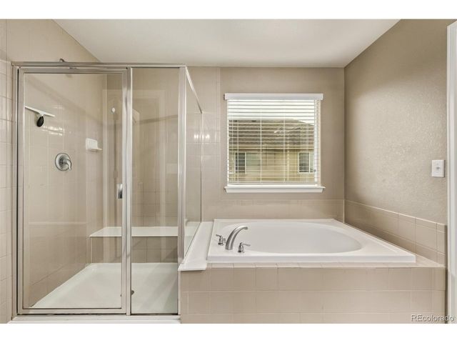 6271 N Genoa St, Aurora, CO 80019