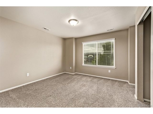 6271 N Genoa St, Aurora, CO 80019