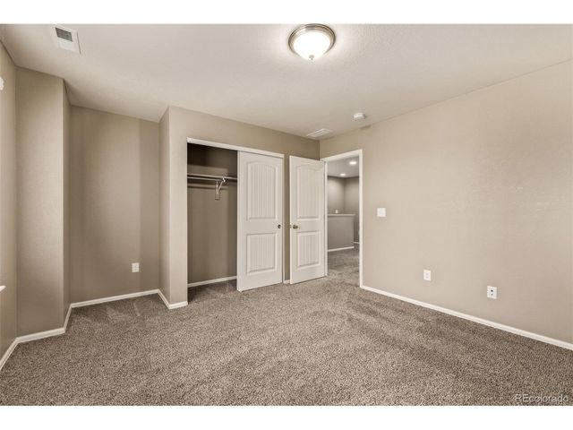 6271 N Genoa St, Aurora, CO 80019