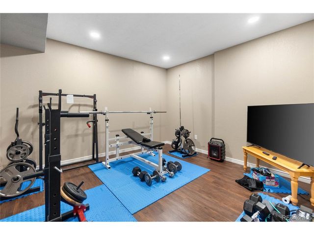 6271 N Genoa St, Aurora, CO 80019