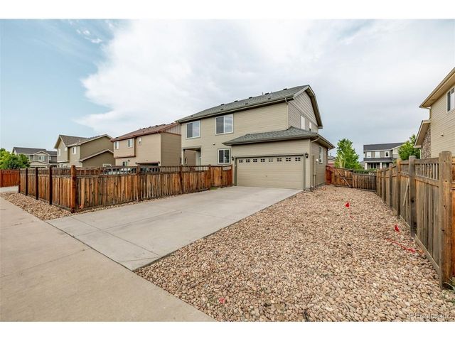 6271 N Genoa St, Aurora, CO 80019