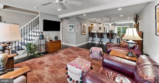 6948 MANTI ST, Philadelphia, PA 19128