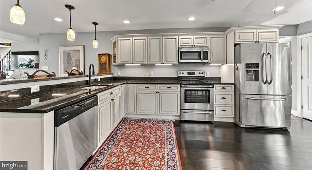 6948 MANTI ST, Philadelphia, PA 19128