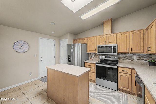 3301 S GOLDFIELD Road 2064, Apache Junction, AZ 85119