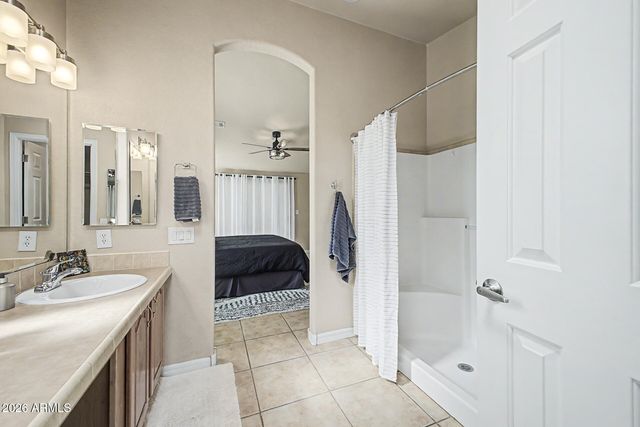 3301 S GOLDFIELD Road 2064, Apache Junction, AZ 85119
