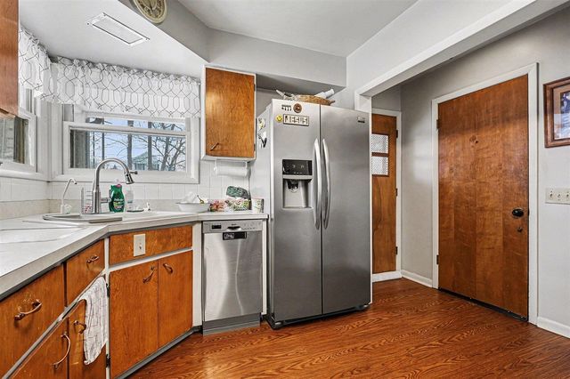 5346 E H Avenue, Kalamazoo, MI 49048