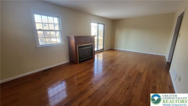 1081 Barnside Road, Lower Macungie Twp, PA 18103