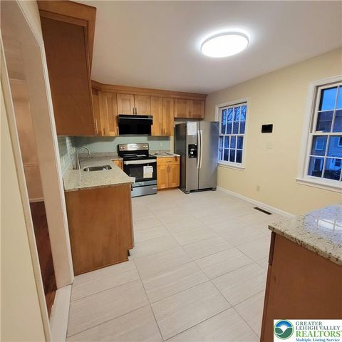 1081 Barnside Road, Lower Macungie Twp, PA 18103