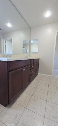 425 Merced Court, Corona, CA 92878