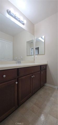 425 Merced Court, Corona, CA 92878