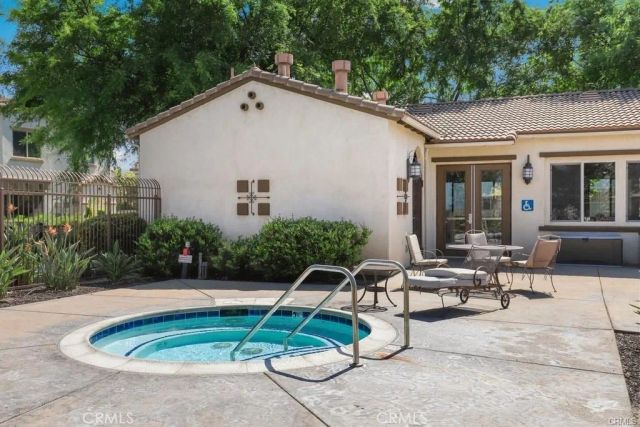 425 Merced Court, Corona, CA 92878