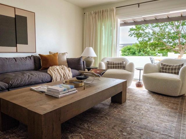 1915 Montgomery Ave, Cardiff By The Sea, CA 92007