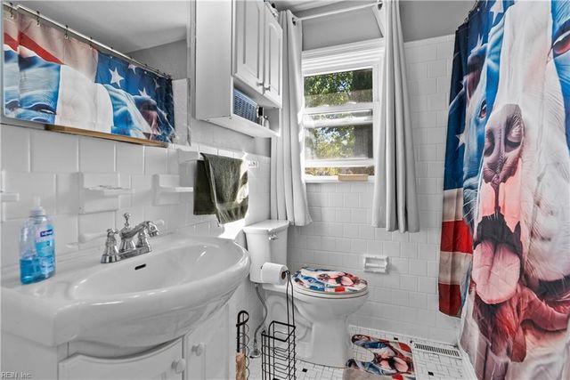 521 Lee ST, Hampton, VA 23669