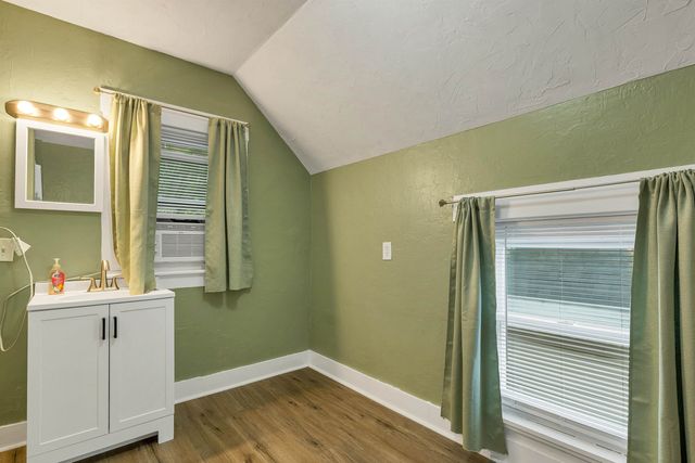 102 Franklin Street, Franklin, NH 03235