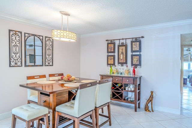 4675 NW 3rd Court C, Delray Beach, FL 33445