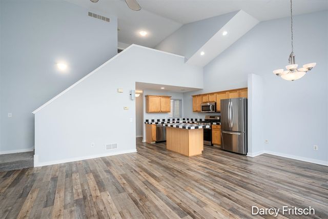 2980 Stoney Creek Court 79, Hudsonville, MI 49426