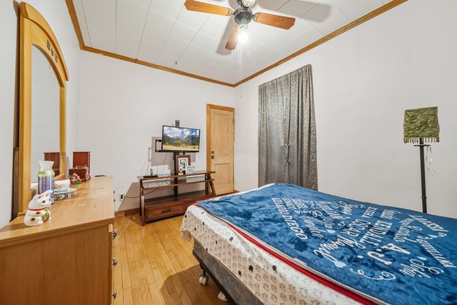 3449 N Lavergne Avenue, Chicago, IL 60641