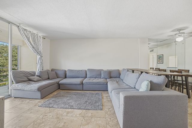 4500 N FEDERAL Highway 358G, Lighthouse Point, FL 33064