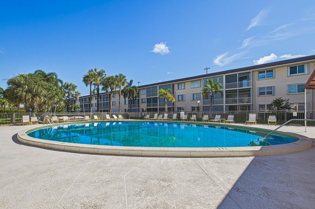4500 N FEDERAL Highway 358G, Lighthouse Point, FL 33064
