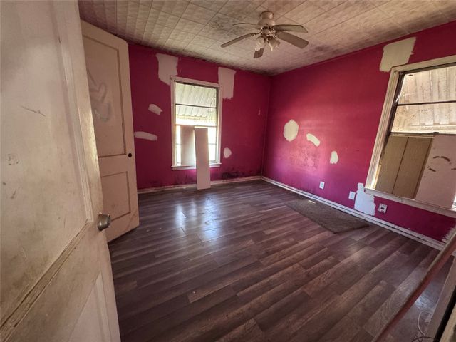 8650 Comer Drive, Dallas, TX 75217