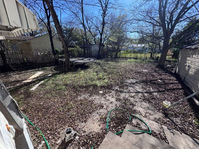 8650 Comer Drive, Dallas, TX 75217