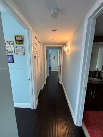 2843 S Bayshore Drive P4-F, Miami, FL 33133