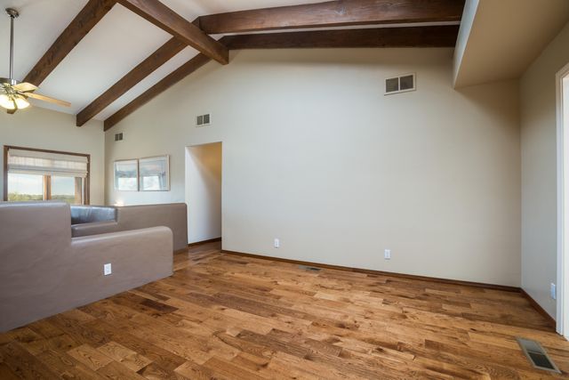 14325 Skyline Road NE, Albuquerque, NM 87123