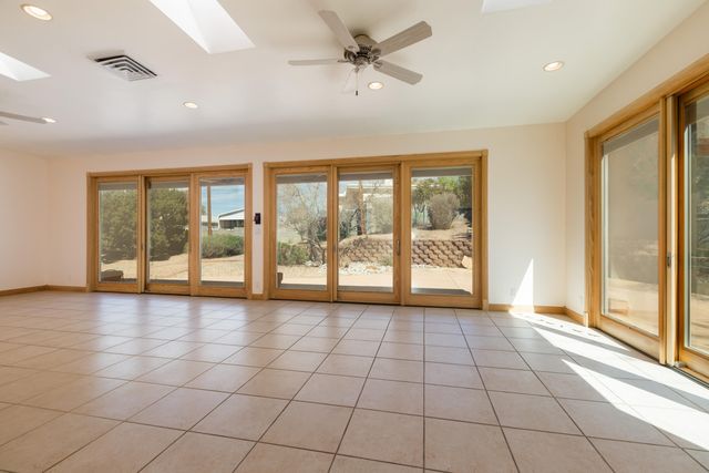 14325 Skyline Road NE, Albuquerque, NM 87123