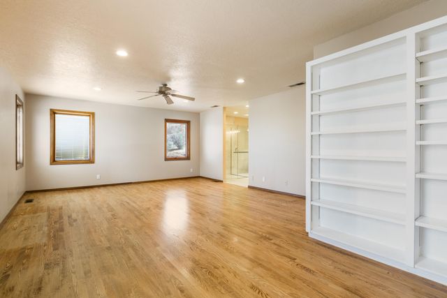 14325 Skyline Road NE, Albuquerque, NM 87123