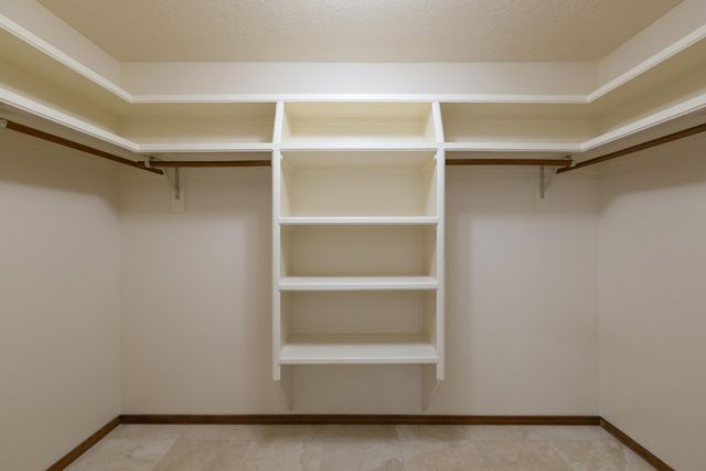 14325 Skyline Road NE, Albuquerque, NM 87123