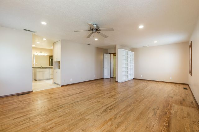 14325 Skyline Road NE, Albuquerque, NM 87123